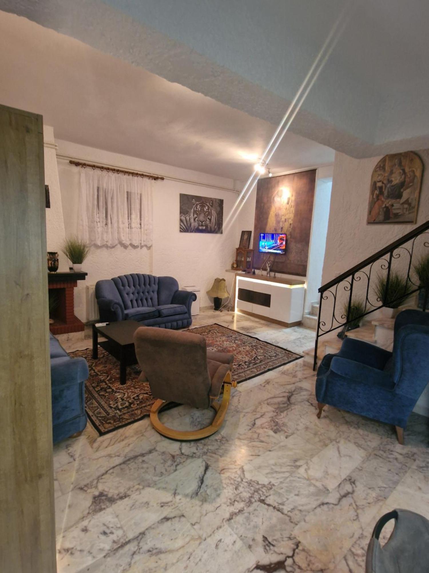 Aigeira Marmara Villa מראה חיצוני תמונה